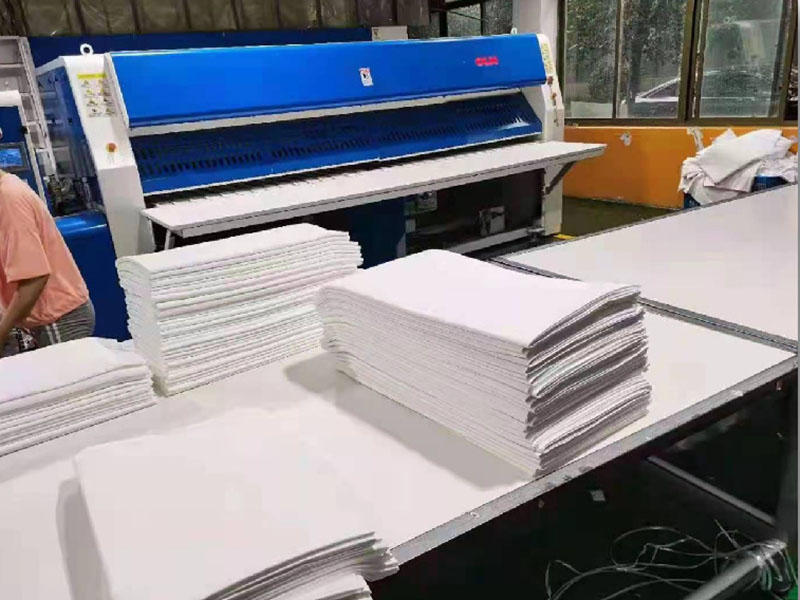 东海高速熨烫机-01